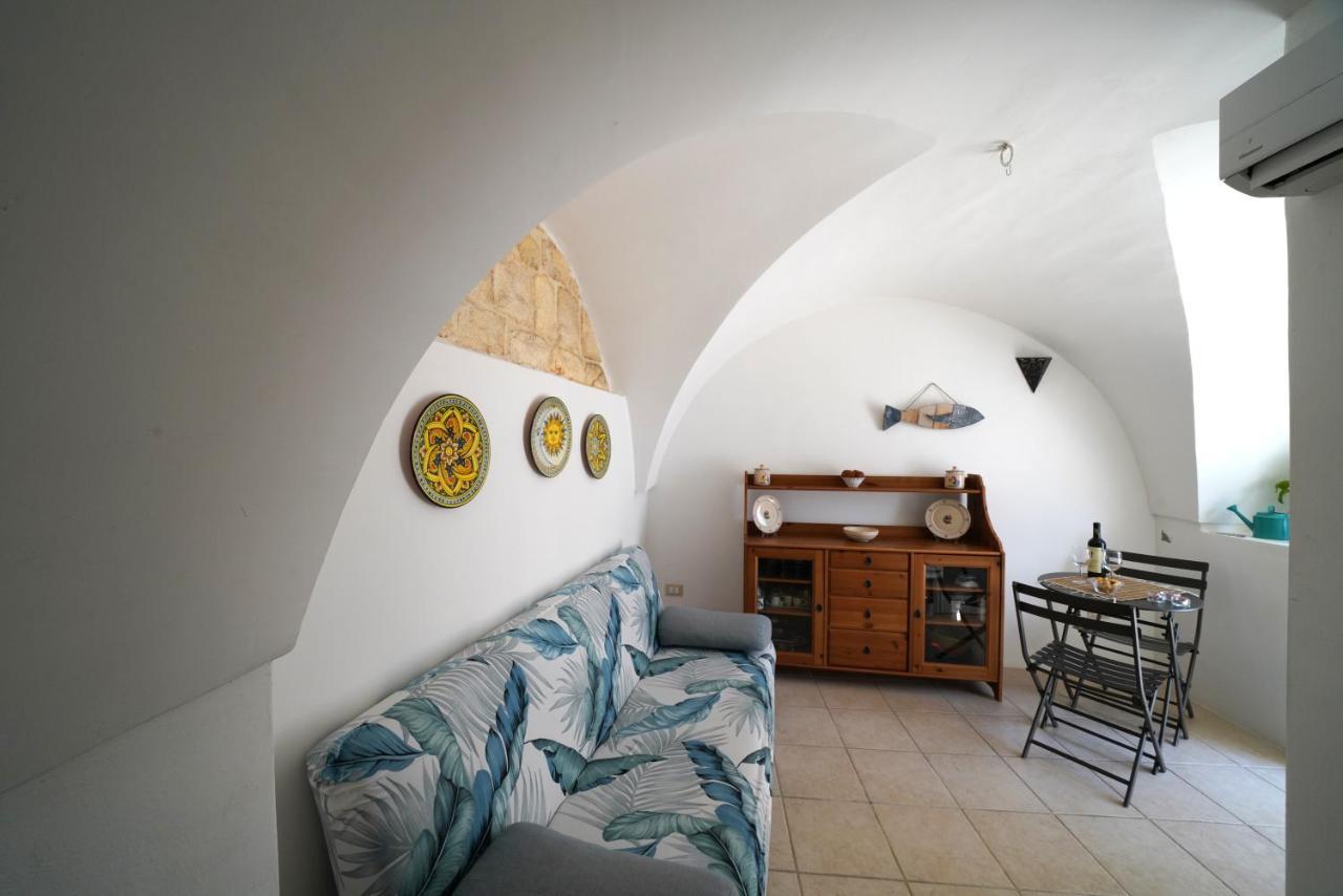 Casa Tea - Nel Cuore Della Citta' Bianca Ostuni Exterior photo